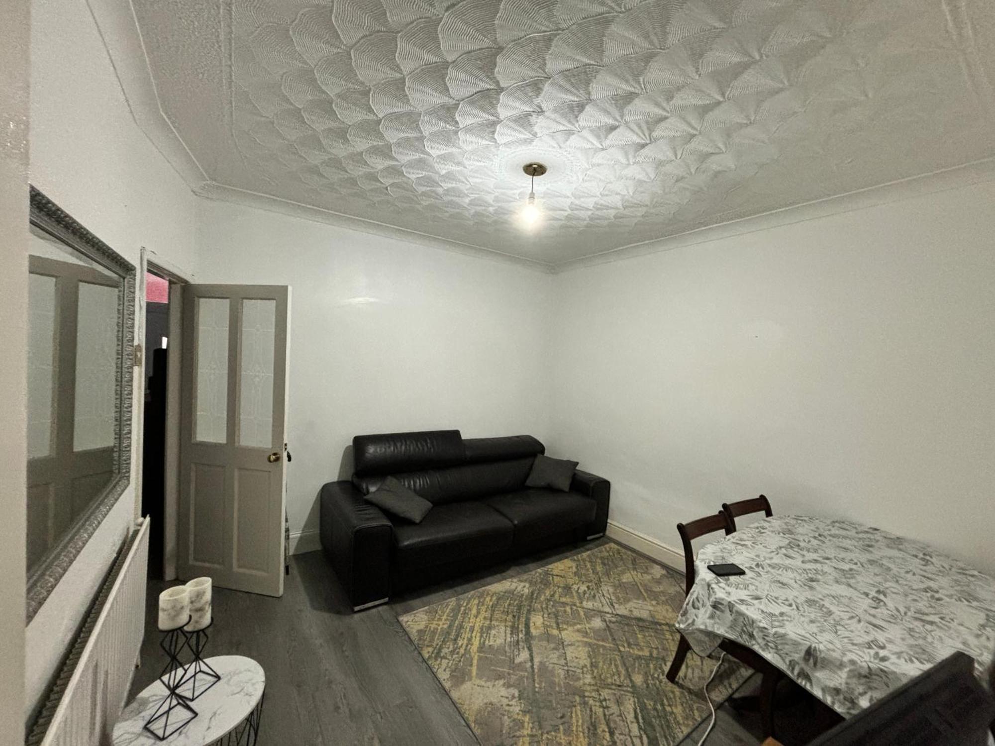 Entire 3 Bedroom House- Free Parking Λίβερπουλ Εξωτερικό φωτογραφία